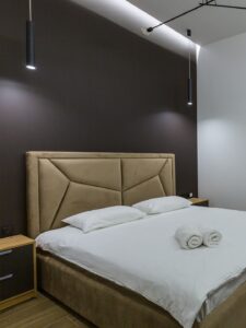 tapizar un cabecero, tapizar un cabecero capitoné, tapizar un cabecero de cama, tapizar un cabecero de polipiel